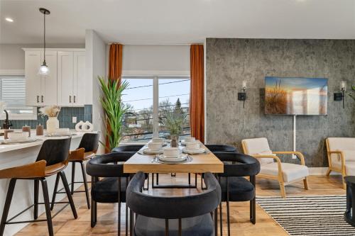 2br 3ba 2King bd 3 Car Parking Bonus area with Queen Bed in הריסון 2br 3ba 2King bd 3 Car Parking Bonus area with Queen Bed in הריסון
