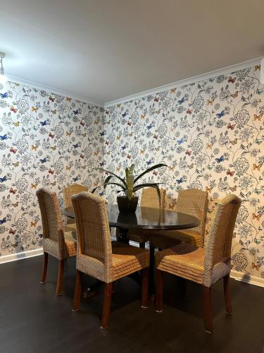 Paton Place Harbour Hillviews in Lyttelton Paton Place Harbour Hillviews in Lyttelton