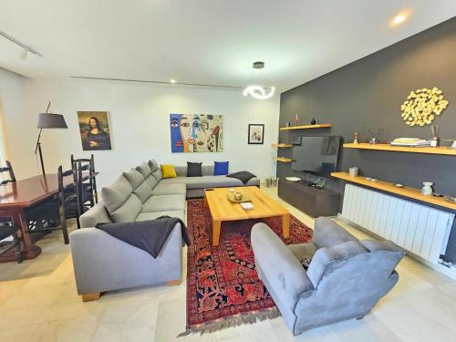 Stylish luxe house with gardens in la Marsa in Sidi Daoud Stylish luxe house with gardens in la Marsa in Sidi Daoud