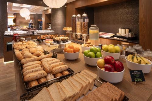 B&B HOTEL Vitoria General Álava (B&B HOTEL Vitoria General Alava) in 維多利亞市中心 B&B HOTEL Vitoria General Álava (B&B HOTEL Vitoria General Alava) in 維多利亞市中心