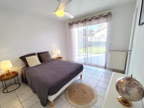 Biscarosse Ville - Maison 10 pers - 4 ch - Jardin - Lac - Ocean in La Judee Biscarosse Ville - Maison 10 pers - 4 ch - Jardin - Lac - Ocean in La Judee