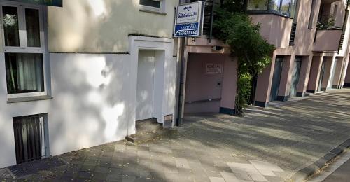 Hotel Viktoria Düsseldorf-Neuss (Hotel Viktoria Dusseldorf-Neuss) in Dusseldorf Hotel Viktoria Düsseldorf-Neuss (Hotel Viktoria Dusseldorf-Neuss) in Dusseldorf