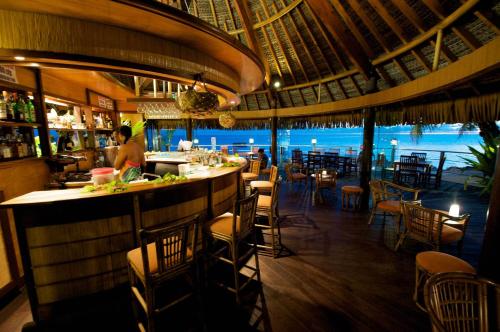 Lobby, Hotel Maitai Rangiroa in Rangiroa Lobby, Hotel Maitai Rangiroa in Rangiroa