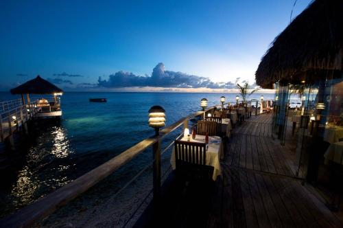 Restaurant, Hotel Maitai Rangiroa in Rangiroa Restaurant, Hotel Maitai Rangiroa in Rangiroa
