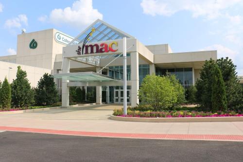 Nearby attraction, Crowne Plaza Hotel Glen Ellyn/Lombard By IHG in Glen Ellyn (IL) Nearby attraction, Crowne Plaza Hotel Glen Ellyn/Lombard By IHG in Glen Ellyn (IL)