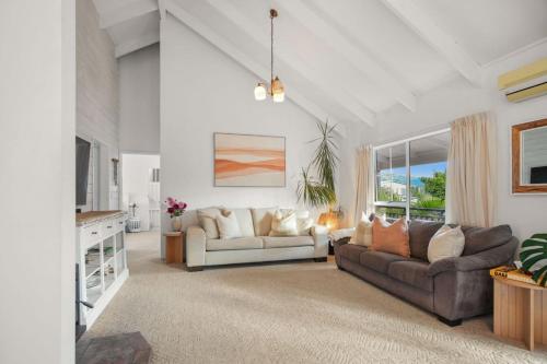 Tairua Tides on Main in Tairua Tairua Tides on Main in Tairua
