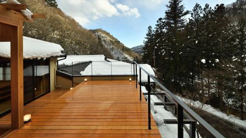 Balcony/terrace, Shima Onsen Tsuruya in Nakanojo Balcony/terrace, Shima Onsen Tsuruya in Nakanojo