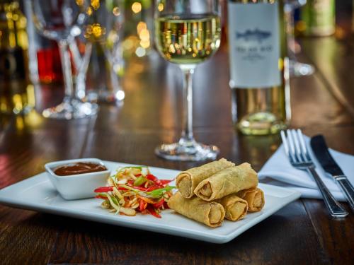 This photo about Mercure Cardiff North Hotel shared on HyHotel.com