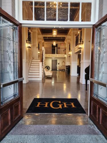 Historic Griffin Hotel in Griffin (GA) Historic Griffin Hotel in Griffin (GA)