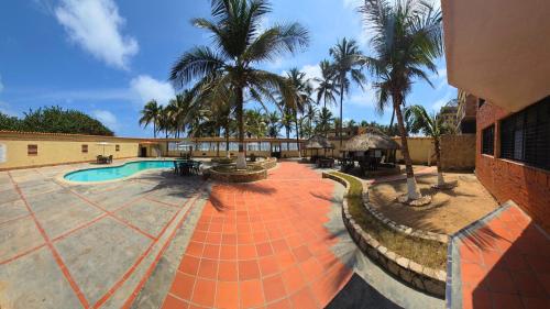 Facilities, Tucacas, Frente al Mar, Vista 180 Grados, Piscina y Playa Privada in Boca de Aroa Facilities, Tucacas, Frente al Mar, Vista 180 Grados, Piscina y Playa Privada in Boca de Aroa