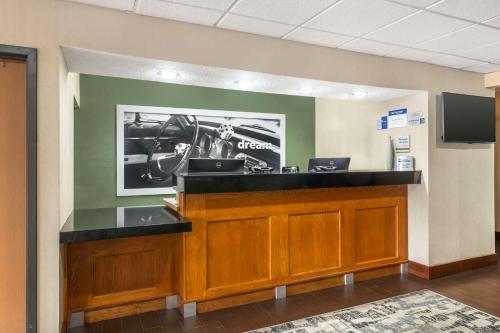 大堂, Best Western St. Louis Fairview Heights in 美景高原 (IL) 大堂, Best Western St. Louis Fairview Heights in 美景高原 (IL)