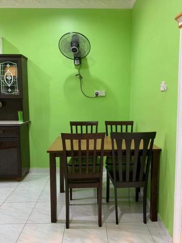 Damai Guest House in Gambang Damai Guest House in Gambang