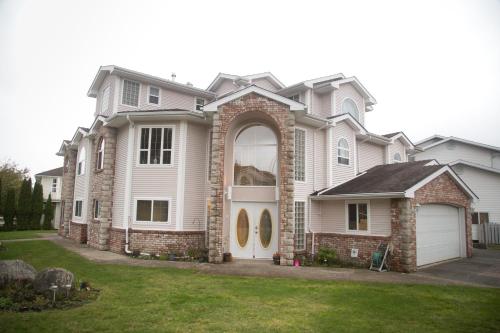 Bejárat, Eagle Close Executive B&B in Prince Rupert Bejárat, Eagle Close Executive B&B in Prince Rupert