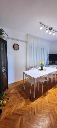 Kuczkó Apartman (Kuczko Apartman) in กลางเมืองบาลาโตนัลมาดี Kuczkó Apartman (Kuczko Apartman) in กลางเมืองบาลาโตนัลมาดี