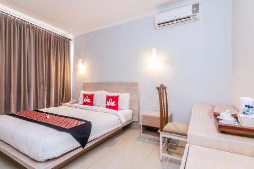 This photo about ZEN Rooms Seminyak Umalas Kauh shared on HyHotel.com