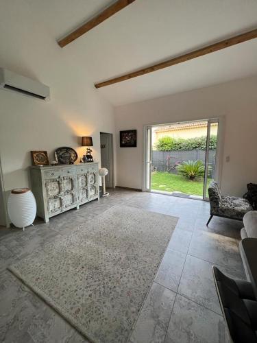 Beach House Private Pool, Garden, 4 Bedrooms in Cogolin Beach House Private Pool, Garden, 4 Bedrooms in Cogolin