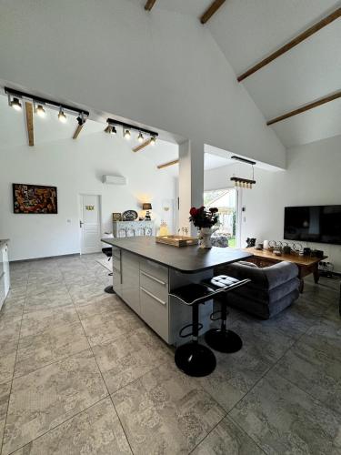 Beach House Private Pool, Garden, 4 Bedrooms in Cogolin Beach House Private Pool, Garden, 4 Bedrooms in Cogolin