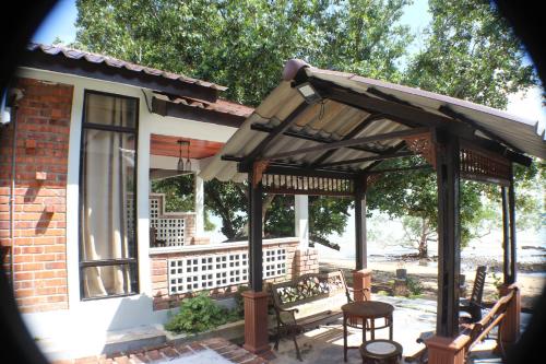 Palvelut, Umang-umang Chalet in Kuala Sungai Baru Palvelut, Umang-umang Chalet in Kuala Sungai Baru