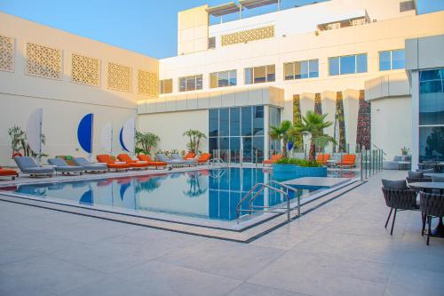 Swimming pool, Novotel World Trade Centre Hotel in World Trade Centre DIFC Swimming pool, Novotel World Trade Centre Hotel in World Trade Centre DIFC