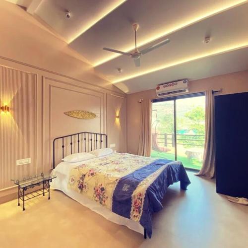 Sam's Villa! A Luxurious and Fun Place! near Karla Caves Sam's Villa! A Luxurious and Fun Place! near Karla Caves