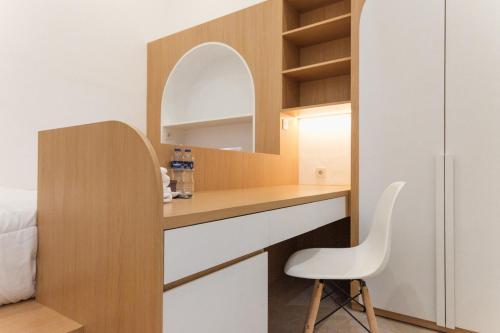 de 20 m2 amb 1 habitació i 1 bany privat a Semarang Oest (INNCA Ipnoss Coliving, Semarang) in West Semarang de 20 m2 amb 1 habitació i 1 bany privat a Semarang Oest (INNCA Ipnoss Coliving, Semarang) in West Semarang