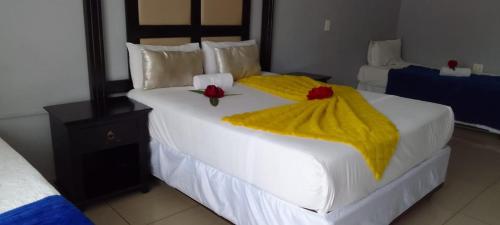 Thembisiz Guesthouse in Sunnyridge Thembisiz Guesthouse in Sunnyridge