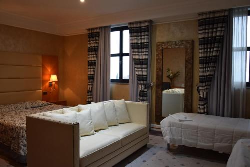 Instalaciones, Hotel Perusia La Villa in Perugia Instalaciones, Hotel Perusia La Villa in Perugia