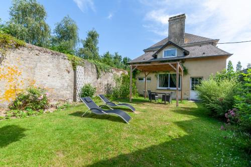 Le Pavillon de Chasse in Villers-Bocage Le Pavillon de Chasse in Villers-Bocage