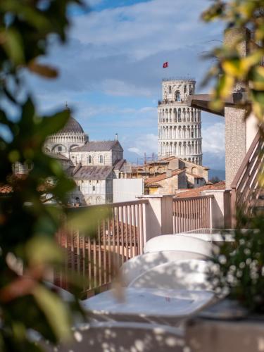 Balcony/terrace, Grand Hotel Duomo in Pisa City Center Balcony/terrace, Grand Hotel Duomo in Pisa City Center