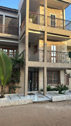 Buitenkant, Résidence Abibatou (Residence Abibatou) in Hann Bel-Air Buitenkant, Résidence Abibatou (Residence Abibatou) in Hann Bel-Air