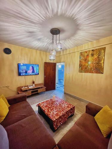 Peace & Central Stay Near Beach - High-Speed WiFi, Free Parking in 엘 마시라 Peace & Central Stay Near Beach - High-Speed WiFi, Free Parking in 엘 마시라