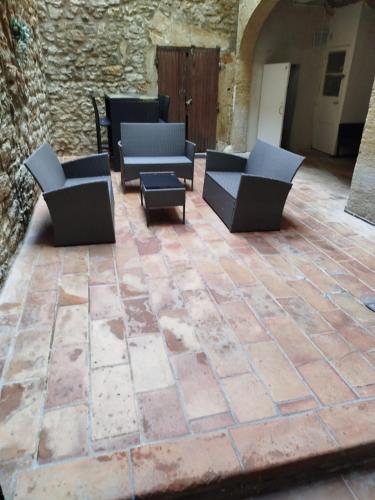 Dortoir en partage lit individuel in Bagnols-sur-Ceze Dortoir en partage lit individuel in Bagnols-sur-Ceze