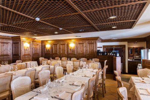 ห้องอาหาร, โรงแรมแอลาสกา กอร์ตินา (Hotel Alaska Cortina) in กอร์ตินา ดัมเปซโซ ห้องอาหาร, โรงแรมแอลาสกา กอร์ตินา (Hotel Alaska Cortina) in กอร์ตินา ดัมเปซโซ