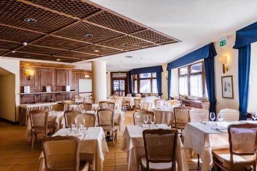 Étterem, Hotel Alaska Cortina in Cortina d'Ampezzo Étterem, Hotel Alaska Cortina in Cortina d'Ampezzo