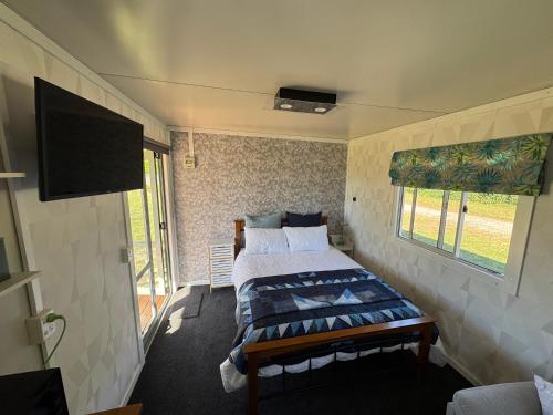 Cosy Cabin Retreat in Papaiti Cosy Cabin Retreat in Papaiti