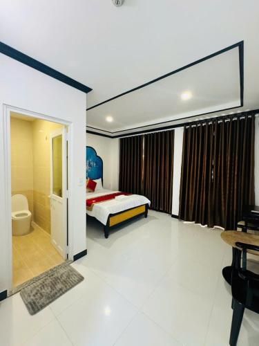 Cường Thịnh Hotel (Cuong Thinh Hotel) in Phuoc Kien Cường Thịnh Hotel (Cuong Thinh Hotel) in Phuoc Kien