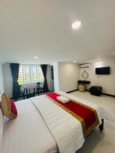 Cường Thịnh Hotel (Cuong Thinh Hotel) in Phuoc Kien Cường Thịnh Hotel (Cuong Thinh Hotel) in Phuoc Kien
