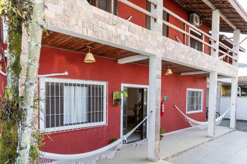 Exterior view, Atlantica Guest House in Ubatuba Exterior view, Atlantica Guest House in Ubatuba