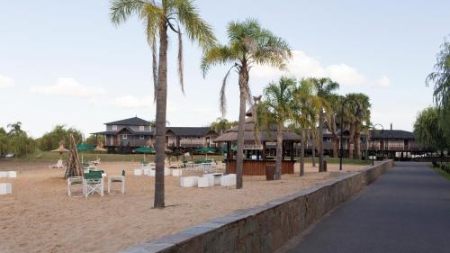 This photo about Howard Johnson Marinas & Resort shared on HyHotel.com