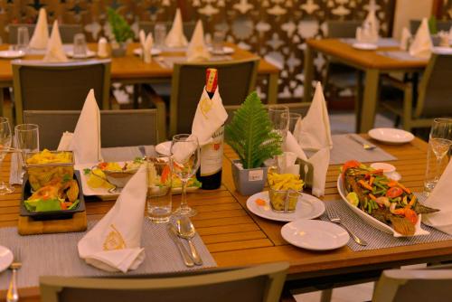 מסעדה, Solo Hites Hotel in Masaka מסעדה, Solo Hites Hotel in Masaka