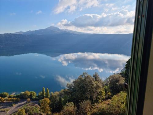 View, La Loggia sul Lago in Castel Gandolfo View, La Loggia sul Lago in Castel Gandolfo