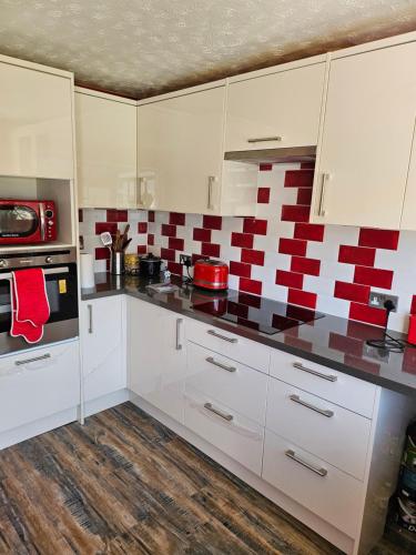 Double room available in Livingston South Double room available in Livingston South