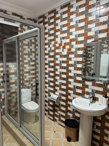 Vickkesnat Luxury Homes in Kasoa Vickkesnat Luxury Homes in Kasoa