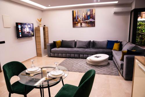 Facilities, R103- Comfy and Spatious 1 BR Apartment with Breathtaking City View - Belvedere in Belvédère Facilities, R103- Comfy and Spatious 1 BR Apartment with Breathtaking City View - Belvedere in Belvédère