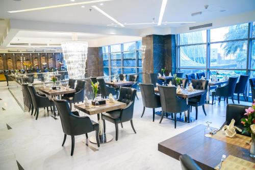 Restaurant, AL Hamra Hotel Kuwait in Kuwait City Center Restaurant, AL Hamra Hotel Kuwait in Kuwait City Center