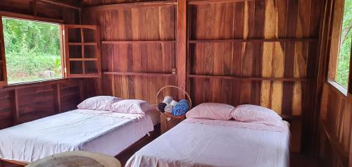 Cabana la ira in Piedra de Moros Cabana la ira in Piedra de Moros