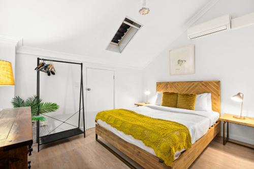 Hip Inner-City Living in Vibrant Erskineville in Alexandria Hip Inner-City Living in Vibrant Erskineville in Alexandria