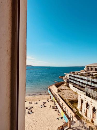 Nice T2 of 62 m2 facing the beach of Catalans