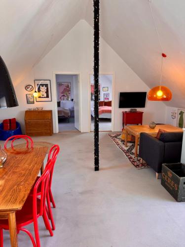 Shared lounge/TV area, Large holiday apartment in Holme Shared lounge/TV area, Large holiday apartment in Holme