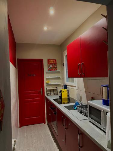 Kitchen, FactoryLoftCosy Gare a 5mins in Bellegarde-sur-Valserine Kitchen, FactoryLoftCosy Gare a 5mins in Bellegarde-sur-Valserine